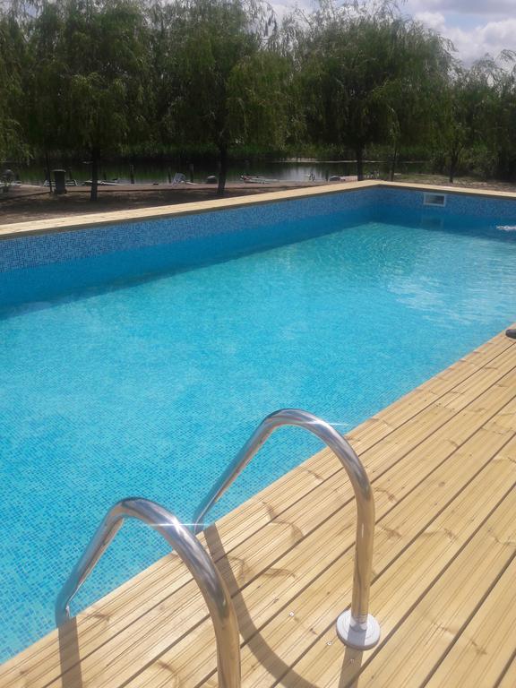 Pike Inn Dunavatul De Sus - Delta Dunarii Dunavăţu de Sus Exteriér fotografie